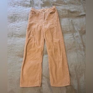 Levi’s ribcage cords size 26